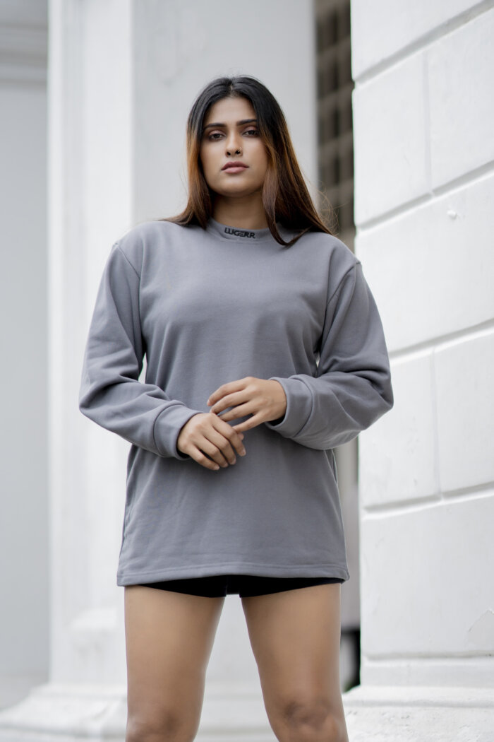 Lugerr High-neck Long sleeve Oversized Tee