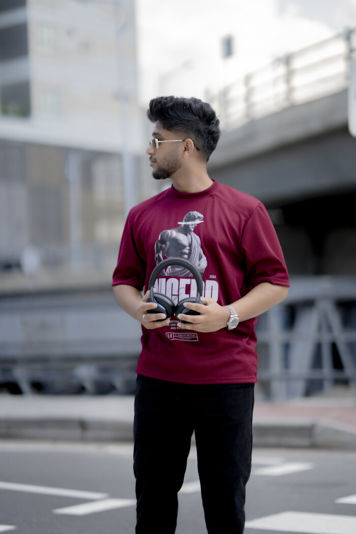 Lugerr RAW ENERGY high neck Oversized Tee - Maroon - Image 2