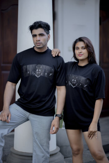 Lugerr Wolf high neck oversized tee – Black